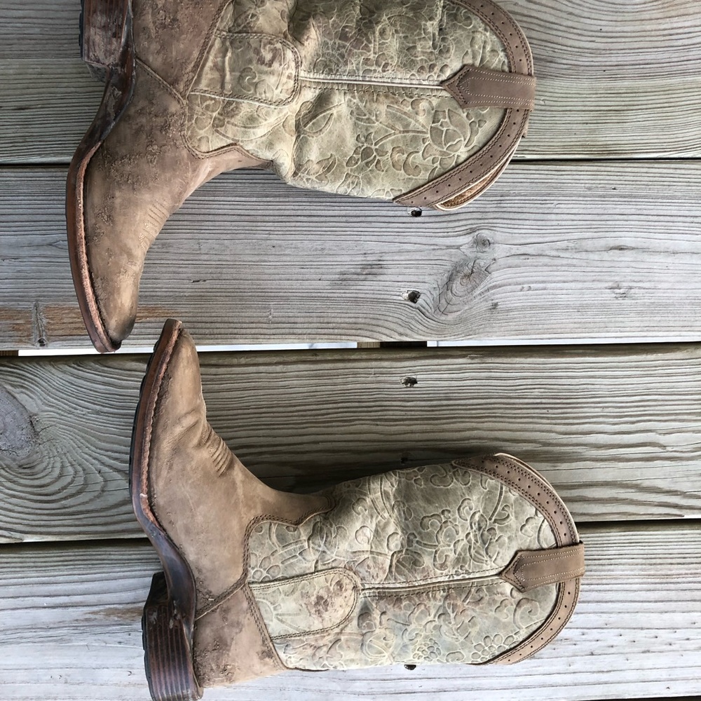 EEUC Cowgirl/cowboy boots